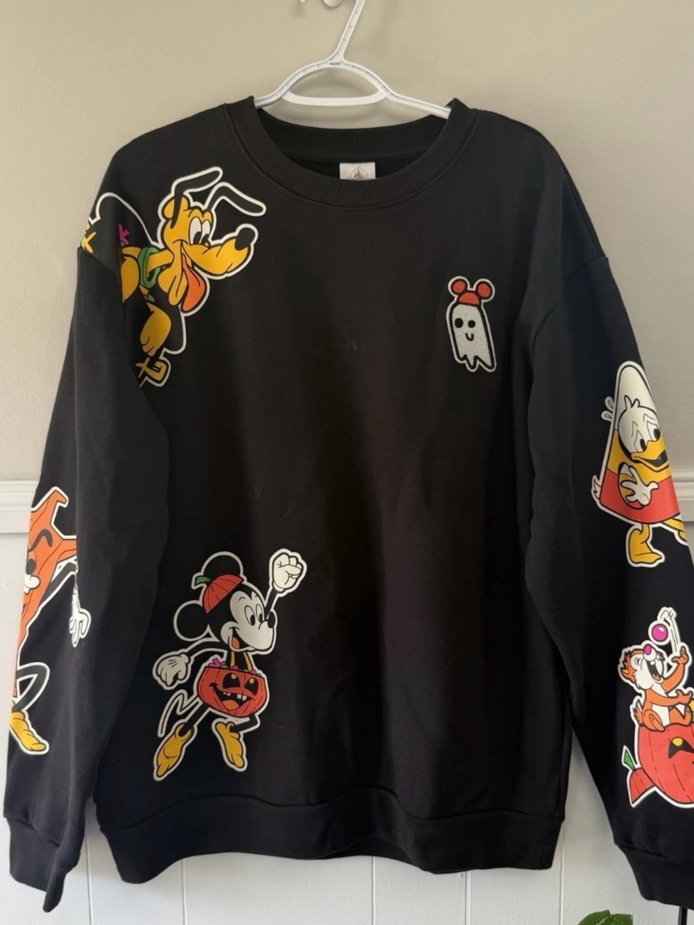 Walt Disney World Crewneck Halloween Sweatshirt Size L Mickey Goofy Pluto